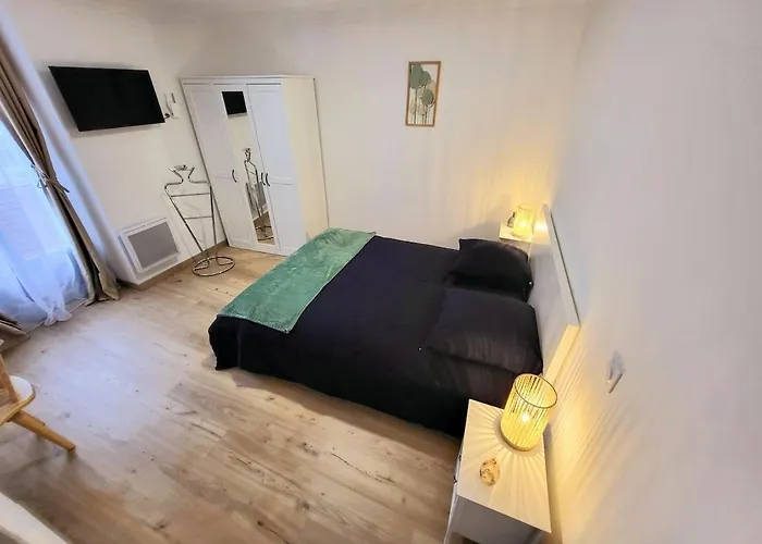 Ribere 3 - 2-room For 4 People, Boulevard De La Grotte Lejlighed *